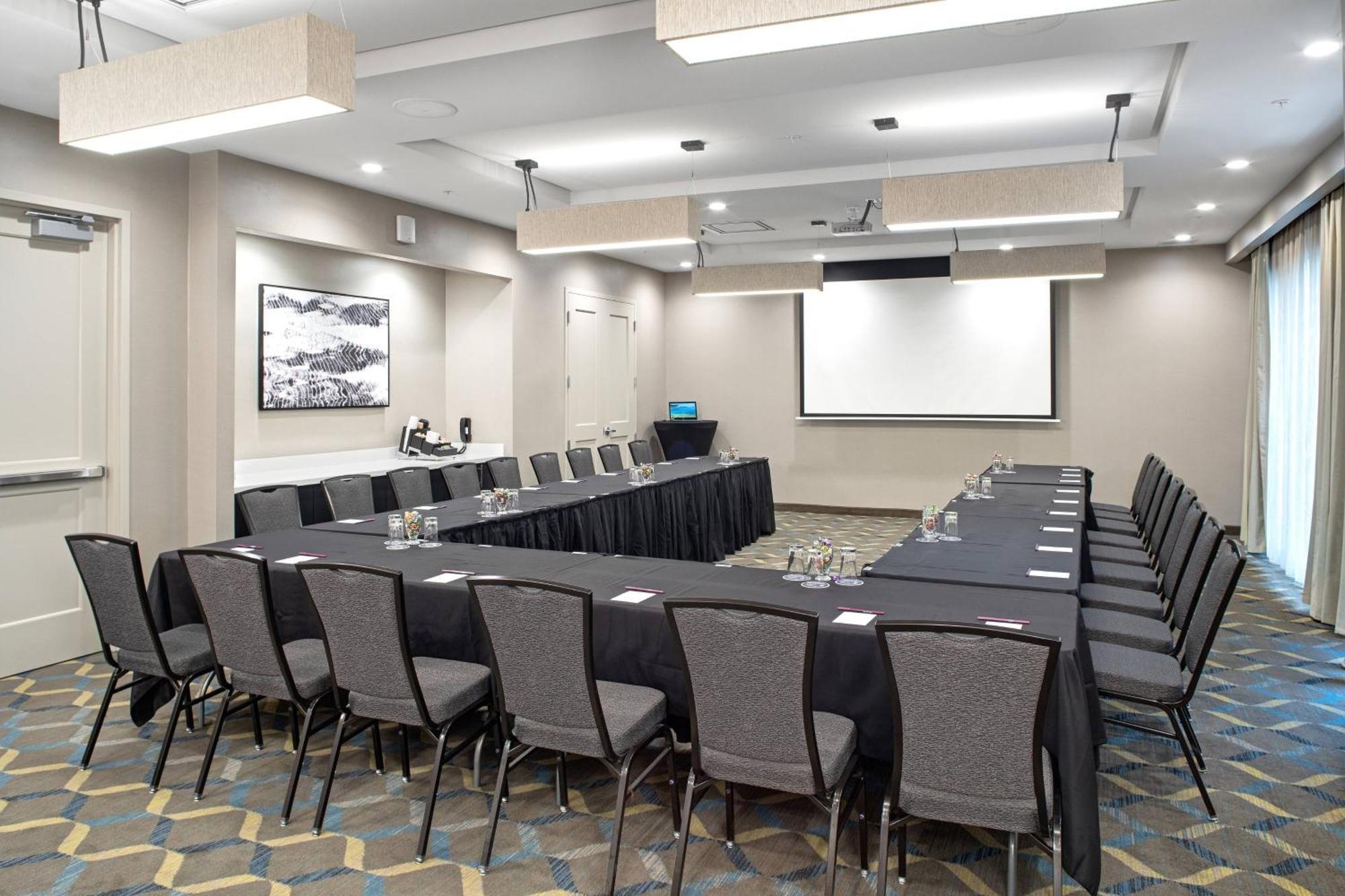 Residence Inn By Marriott Toronto Mississauga West Екстериор снимка